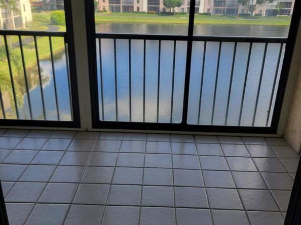 7351 Kinghurst Drive 404, Delray Beach FL 33446