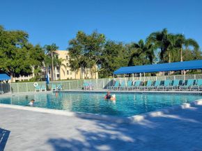 7351 Kinghurst Drive 404, Delray Beach FL 33446