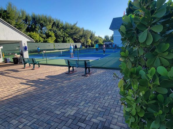 7351 Kinghurst Drive 404, Delray Beach FL 33446