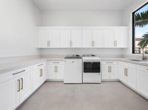 88 W Riverside Drive, Jupiter FL 33469