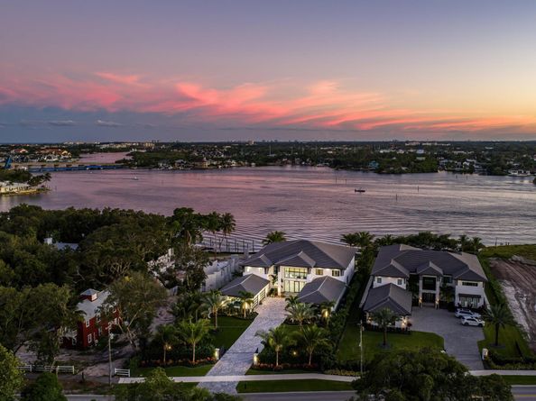 88 W Riverside Drive, Jupiter FL 33469