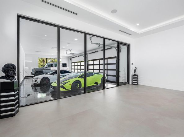 88 W Riverside Drive, Jupiter FL 33469