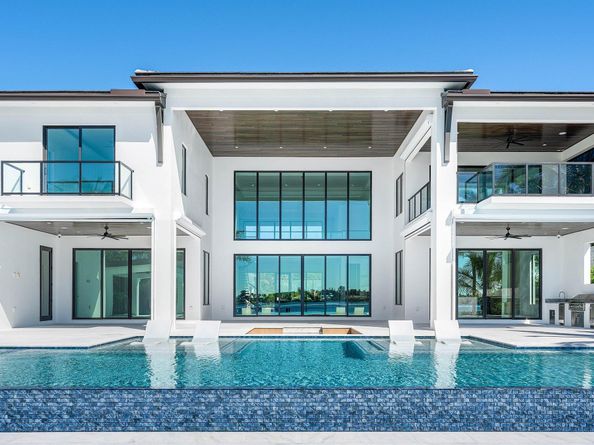 88 W Riverside Drive, Jupiter FL 33469