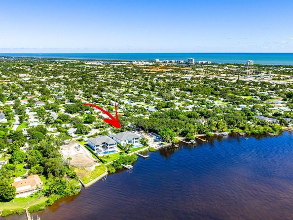 88 W Riverside Drive, Jupiter FL 33469