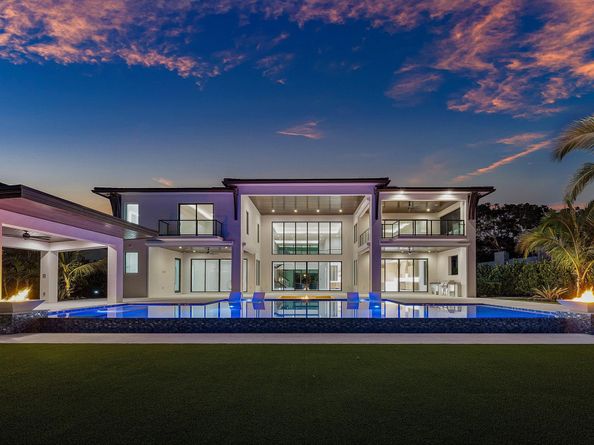 88 W Riverside Drive, Jupiter FL 33469