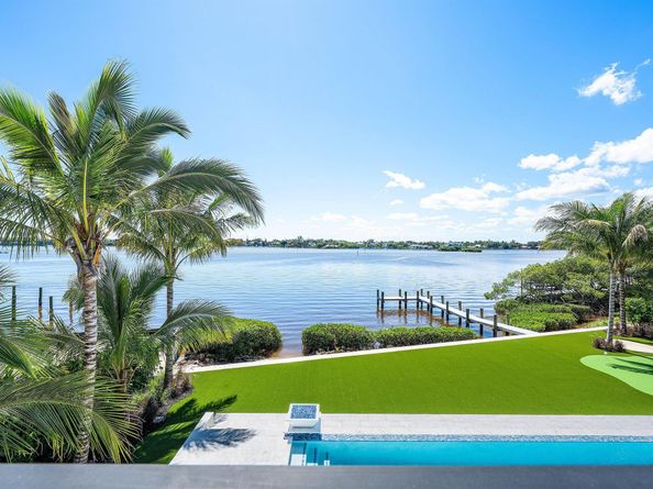 88 W Riverside Drive, Jupiter FL 33469