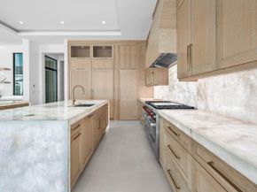 88 W Riverside Drive, Jupiter FL 33469