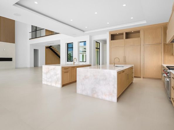 88 W Riverside Drive, Jupiter FL 33469