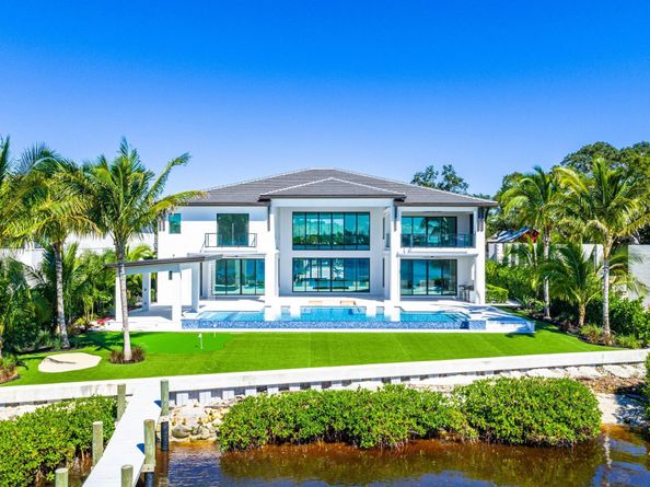 88 W Riverside Drive, Jupiter FL 33469