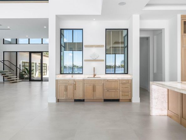 88 W Riverside Drive, Jupiter FL 33469