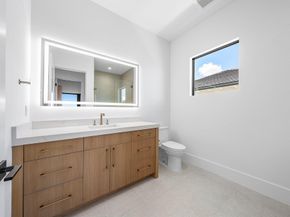 88 W Riverside Drive, Jupiter FL 33469