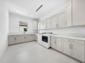 88 W Riverside Drive, Jupiter FL 33469