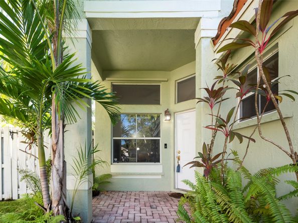 171 Bayridge Ln, Weston FL 33326