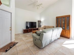 171 Bayridge Ln, Weston FL 33326