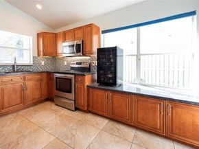 171 Bayridge Ln, Weston FL 33326