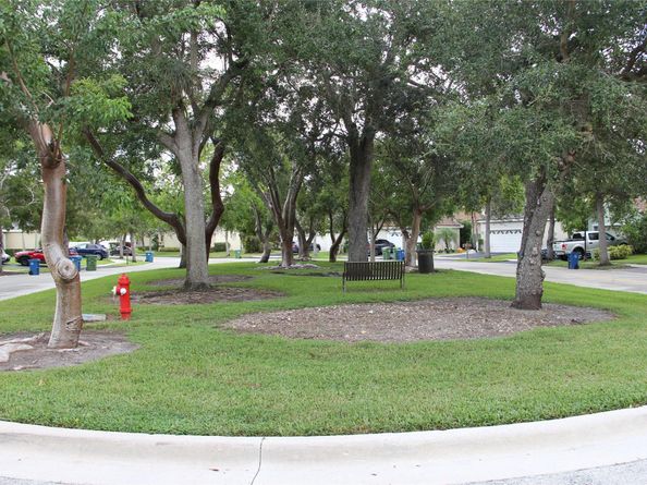 171 Bayridge Ln, Weston FL 33326