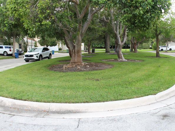 171 Bayridge Ln, Weston FL 33326
