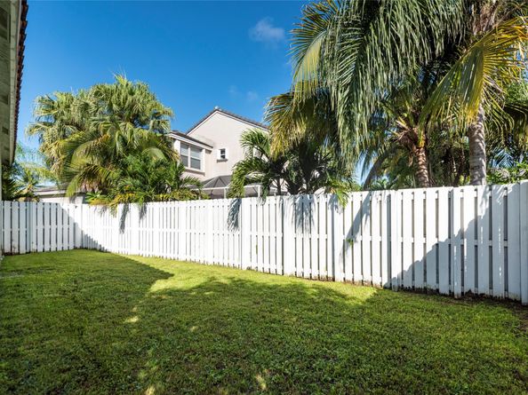 171 Bayridge Ln, Weston FL 33326