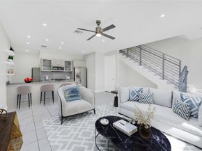 1025 NE 18th Ave 103, Fort Lauderdale FL 33304