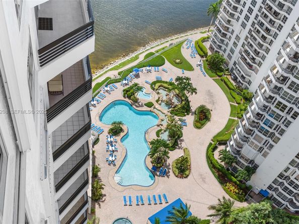 19195 Mystic Pointe Drive 2502, Aventura FL 33180