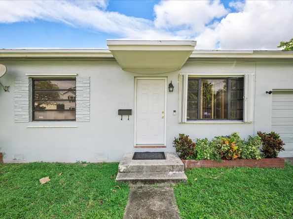 4001 NW 15th Ave, Miami FL 33142