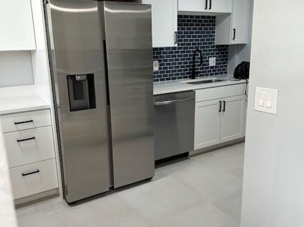 2700 Coral Springs Dr 207, Coral Springs FL 33065