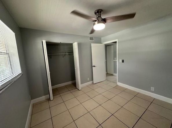 2700 Coral Springs Dr 207, Coral Springs FL 33065