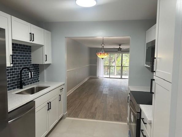 2700 Coral Springs Dr 207, Coral Springs FL 33065