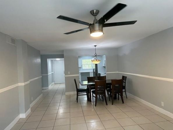 2700 Coral Springs Dr 207, Coral Springs FL 33065