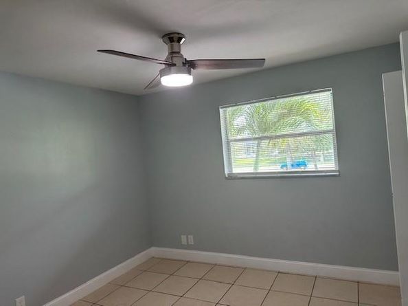 2700 Coral Springs Dr 207, Coral Springs FL 33065