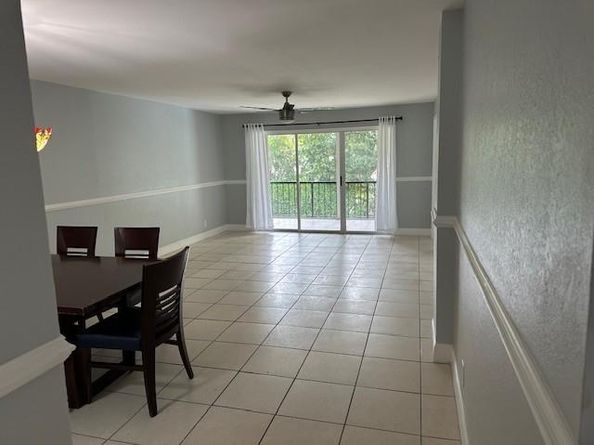 2700 Coral Springs Dr 207, Coral Springs FL 33065