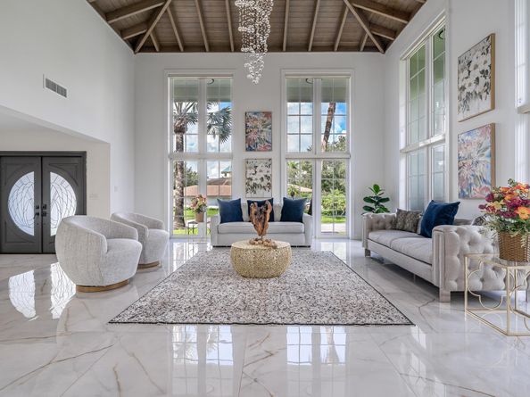 15201 SW 74th Place, Palmetto Bay FL 33157