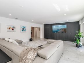 15201 SW 74th Place, Palmetto Bay FL 33157