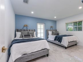 15201 SW 74th Place, Palmetto Bay FL 33157