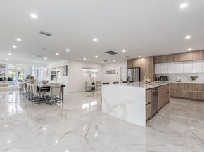 15201 SW 74th Place, Palmetto Bay FL 33157