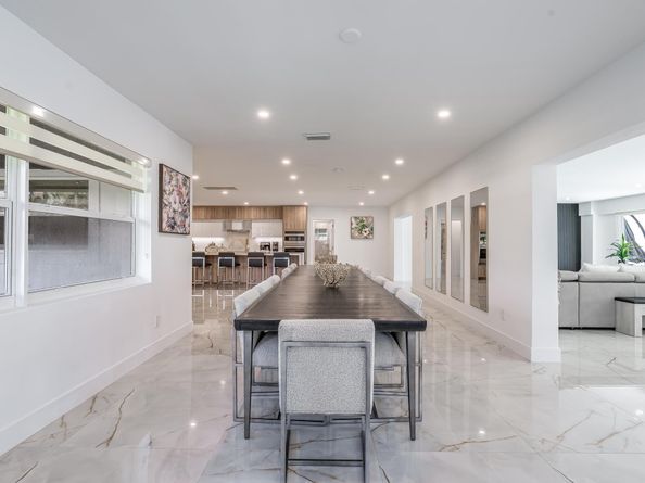 15201 SW 74th Place, Palmetto Bay FL 33157