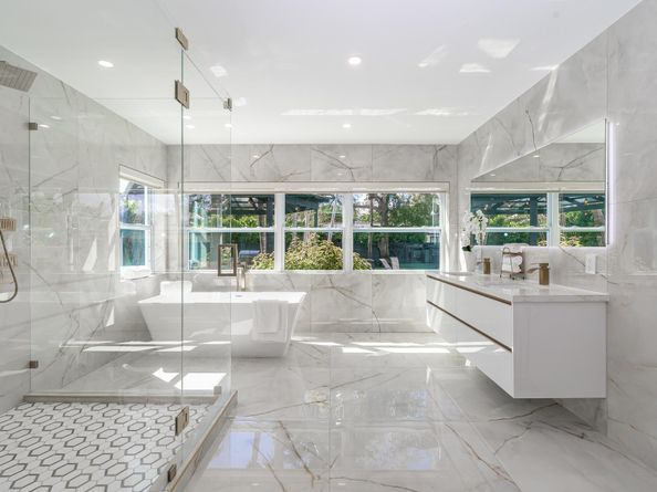 15201 SW 74th Place, Palmetto Bay FL 33157