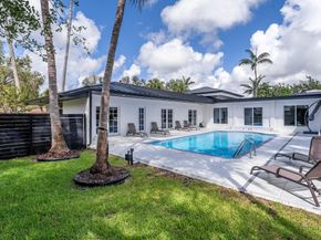 15201 SW 74th Place, Palmetto Bay FL 33157