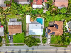 1317 S Broadway, Lantana FL 33462