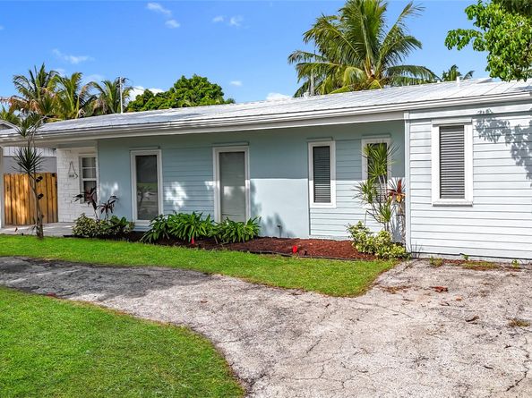 1317 S Broadway, Lantana FL 33462