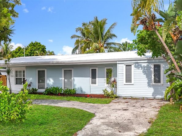 1317 S Broadway, Lantana FL 33462