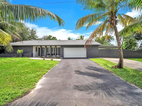 11800 NW 25th St, Plantation FL 33323