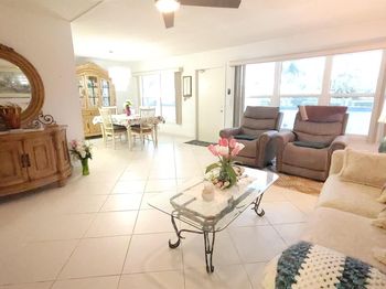 209 Greenbrier A
