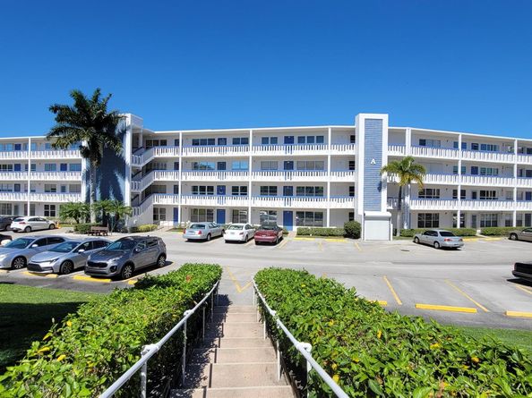 209 Greenbrier A, West Palm Beach FL 33417