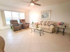 209 Greenbrier A, West Palm Beach FL 33417