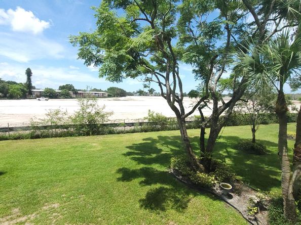 209 Greenbrier A, West Palm Beach FL 33417