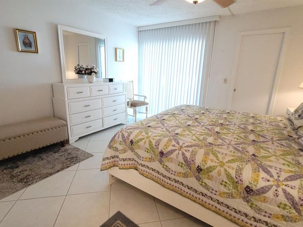 209 Greenbrier A, West Palm Beach FL 33417