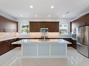 7085 Edison Place, Palm Beach Gardens FL 33418