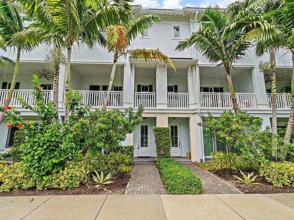 7085 Edison Place, Palm Beach Gardens FL 33418