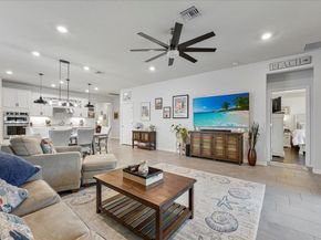 8258 NW 79th Ave, Tamarac FL 33321